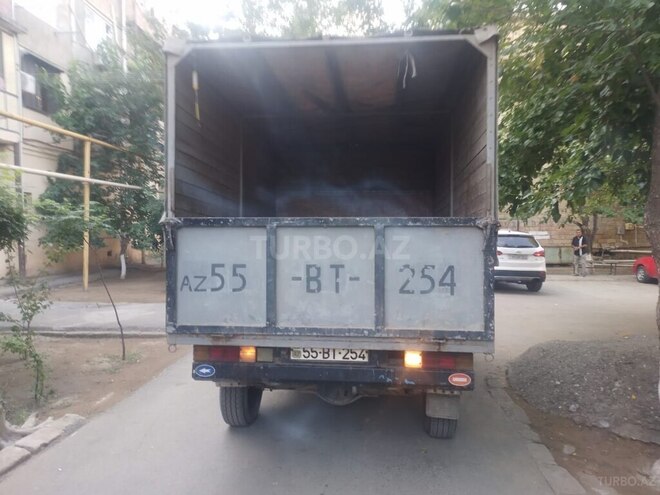 Mercedes  1985, 300,000 km - 2.5 л - Sabirabad
