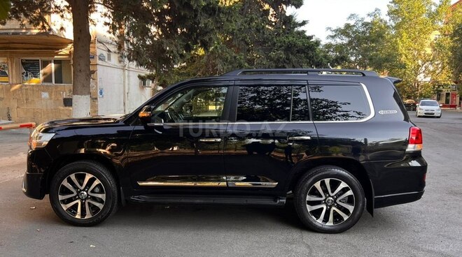 Toyota Land Cruiser 2018, 140,000 km - 4.0 l - Bakı