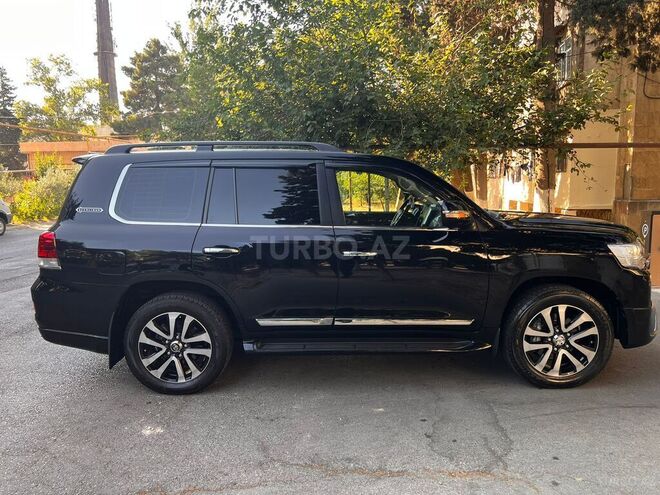 Toyota Land Cruiser 2018, 140,000 km - 4.0 l - Bakı