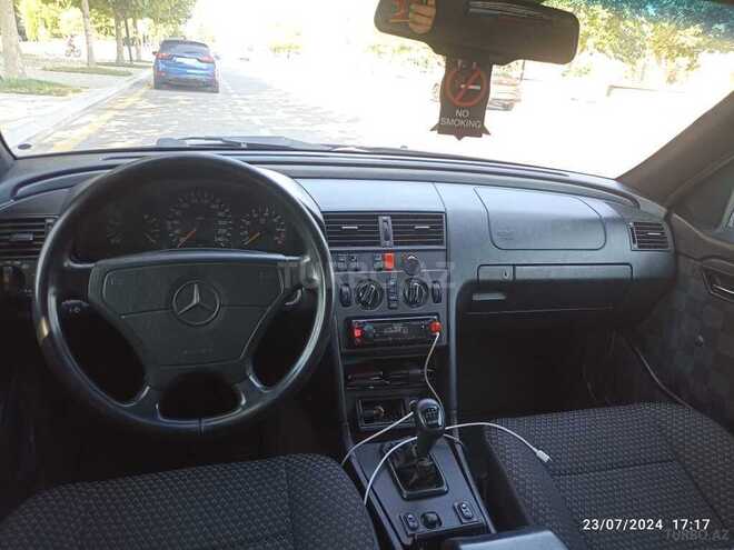 Mercedes C 180 1995, 422,300 km - 1.8 l - Bakı