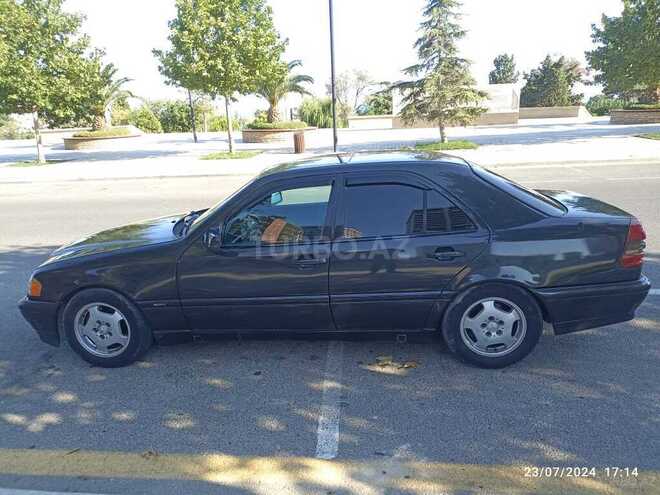 Mercedes C 180 1995, 422,300 km - 1.8 l - Bakı
