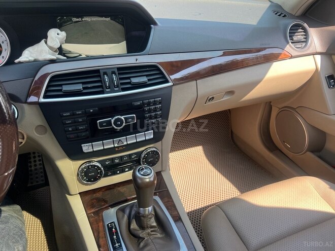 Mercedes C 250 2013, 250,000 km - 1.8 л - Tovuz