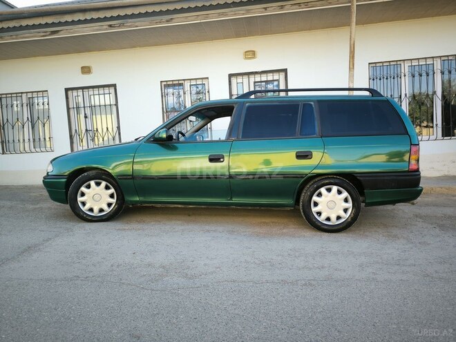 Opel Astra 1996, 530,000 km - 1.6 l - Bakı