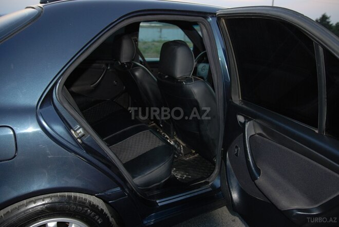 Mercedes C 200 1998, 313,000 km - 2.0 l - Bakı
