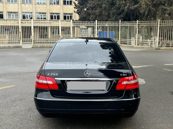 Mercedes E 250 2011, 248,000 km - 2.2 l - Bakı