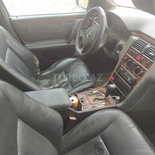 Mercedes E 220 d 1999, 462,852 km - 2.2 л - Kürdəmir