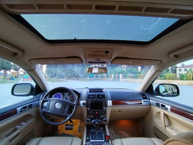 Volkswagen Touareg 2005, 281,621 km - 4.9 l - İmişli