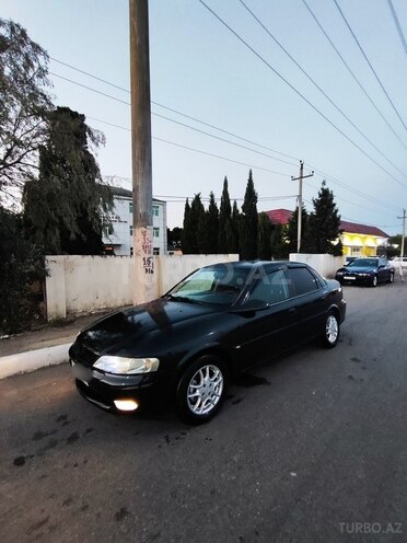 Opel Vectra 1997, 320,000 km - 1.6 л - Bakı