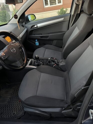 Opel Astra 2006, 415,000 km - 1.3 л - Bakı