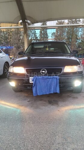 Opel Astra 1996, 300,000 km - 1.6 l - Bakı