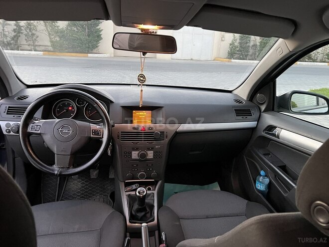 Opel Astra 2006, 415,000 km - 1.3 л - Bakı
