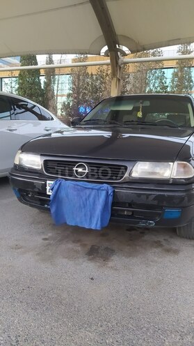 Opel Astra 1996, 300,000 km - 1.6 l - Bakı