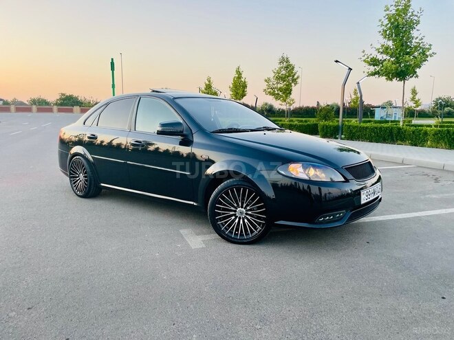 Daewoo Gentra 2014, 333,333 km - 1.5 л - Salyan