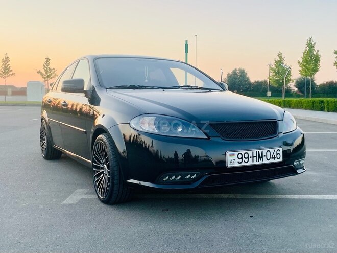 Daewoo Gentra 2014, 333,333 km - 1.5 л - Salyan