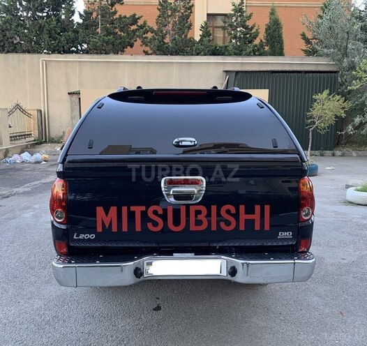 Mitsubishi L200 2014, 147,840 km - 2.5 л - Bakı