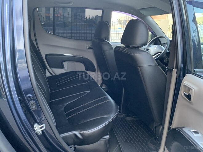 Mitsubishi L200 2014, 147,840 km - 2.5 л - Bakı