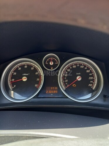 Opel Astra 2004, 241,000 km - 1.4 л - Bakı