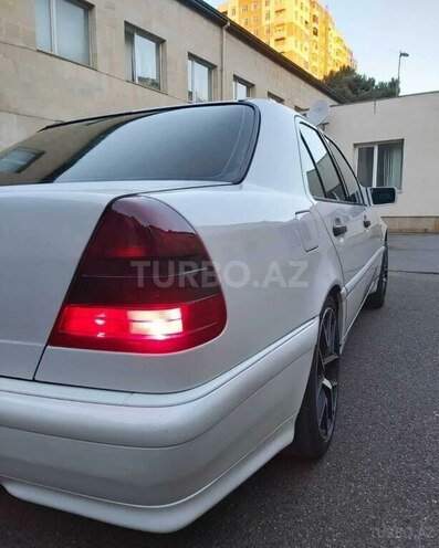 Mercedes C 200 1999, 386,000 km - 2.0 l - Qəbələ