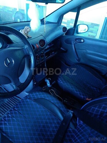 Mercedes A 160 2001, 220,000 km - 1.6 l - Salyan