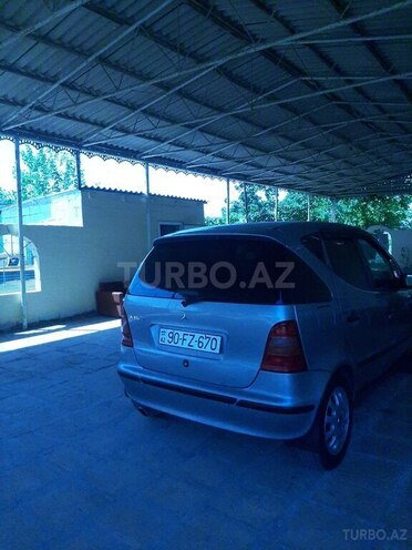 Mercedes A 160 2001, 220,000 km - 1.6 l - Salyan