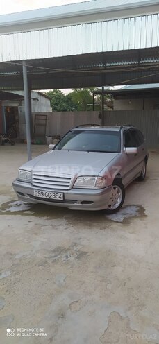 Mercedes C 180 2000, 317,000 km - 1.8 l - Füzuli