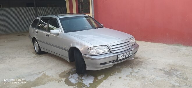 Mercedes C 180 2000, 317,000 km - 1.8 l - Füzuli