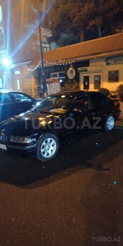 BMW 318 1993, 533,000 km - 1.8 l - Bakı