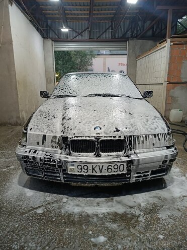 BMW 318 1993, 533,000 km - 1.8 l - Bakı