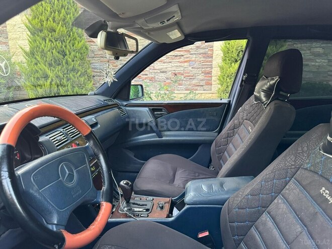 Mercedes E 230 1995, 444,000 km - 2.3 l - Bakı