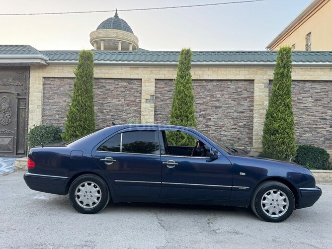 Mercedes E 230 1995, 444,000 km - 2.3 l - Bakı