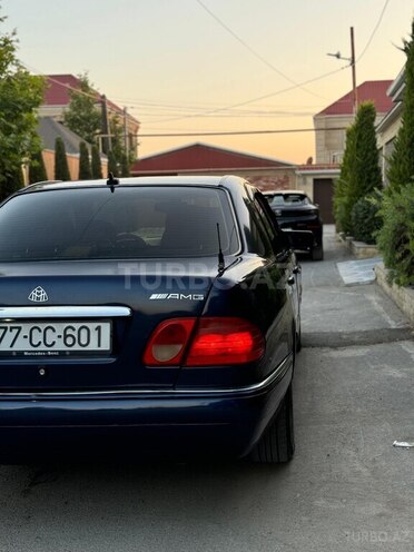 Mercedes E 230 1995, 444,000 km - 2.3 l - Bakı