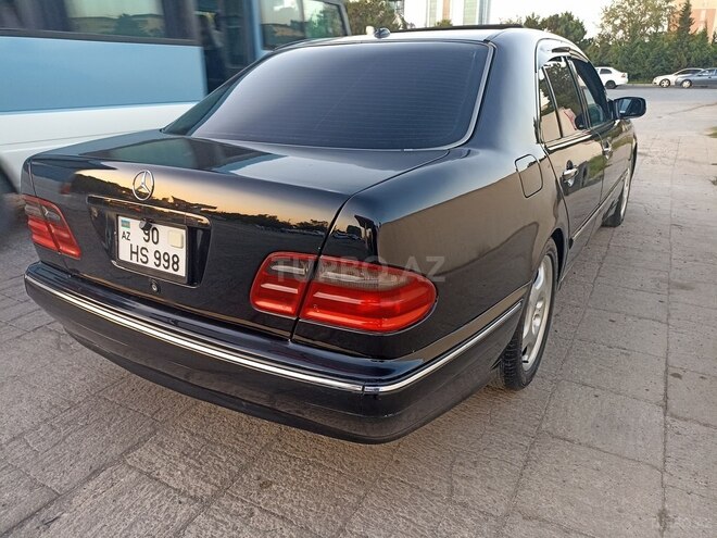 Mercedes E 320 2001, 289,344 km - 3.2 l - Bakı