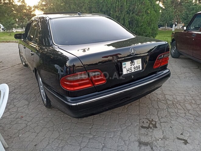 Mercedes E 320 2001, 289,344 km - 3.2 l - Bakı