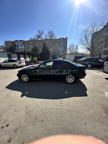 BMW 316 1995, 273,000 km - 1.6 l - Sumqayıt