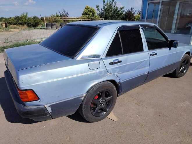 Mercedes E 200 1990, 300,000 km - 2.0 l - Dəliməmmədli
