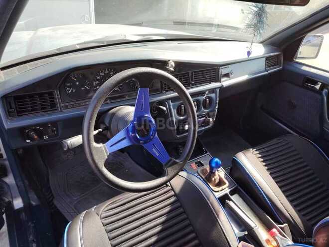 Mercedes E 200 1990, 300,000 km - 2.0 l - Dəliməmmədli