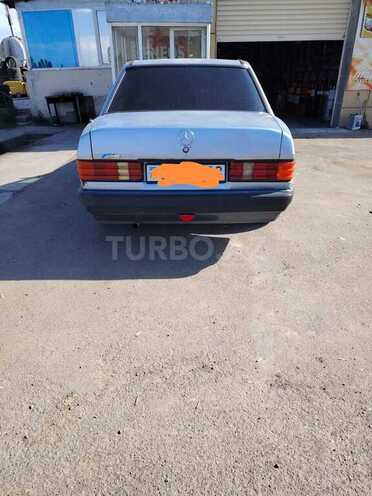 Mercedes E 200 1990, 300,000 km - 2.0 l - Dəliməmmədli
