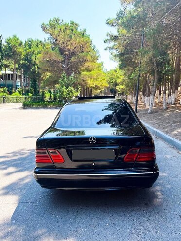 Mercedes E 240 1998, 380,000 km - 2.4 l - Bakı