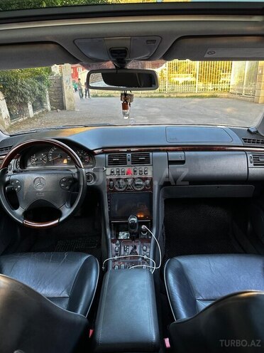 Mercedes E 320 2000, 330,000 km - 3.2 l - Bakı