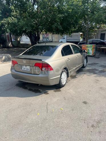 Honda Civic 2006, 110,000 km - 1.3 л - Bakı