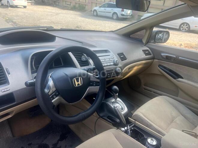 Honda Civic 2006, 110,000 km - 1.3 л - Bakı