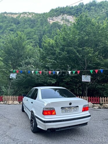 BMW 318 1996, 221,000 km - 1.8 l - Xaçmaz
