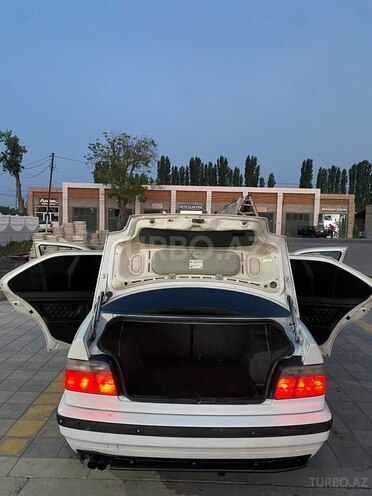 BMW 318 1996, 221,000 km - 1.8 l - Xaçmaz