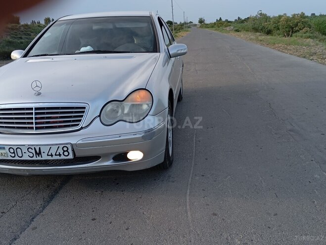 Mercedes C 200 2000, 266,000 km - 2.0 л - Neftçala