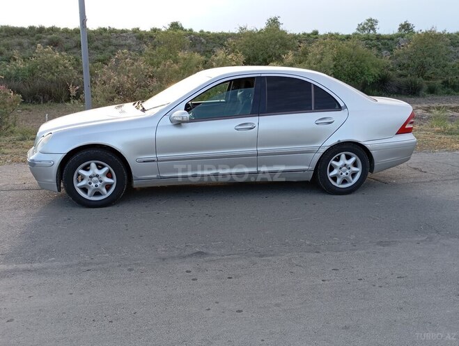 Mercedes C 200 2000, 266,000 km - 2.0 л - Neftçala