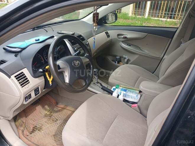 Toyota Corolla 2011, 167,000 km - 1.6 l - Bakı