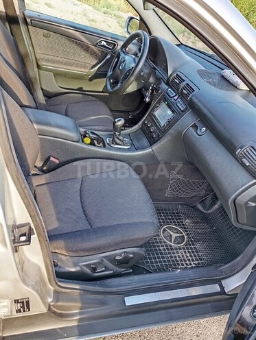 Mercedes C 200 2000, 266,000 km - 2.0 л - Neftçala