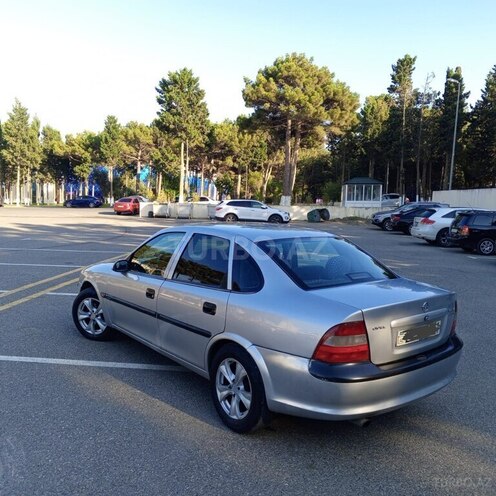 Opel Vectra 1998, 327,598 km - 1.8 л - Sumqayıt