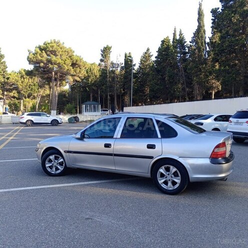 Opel Vectra 1998, 327,598 km - 1.8 л - Sumqayıt