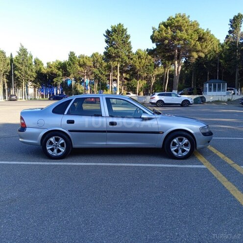 Opel Vectra 1998, 327,598 km - 1.8 л - Sumqayıt